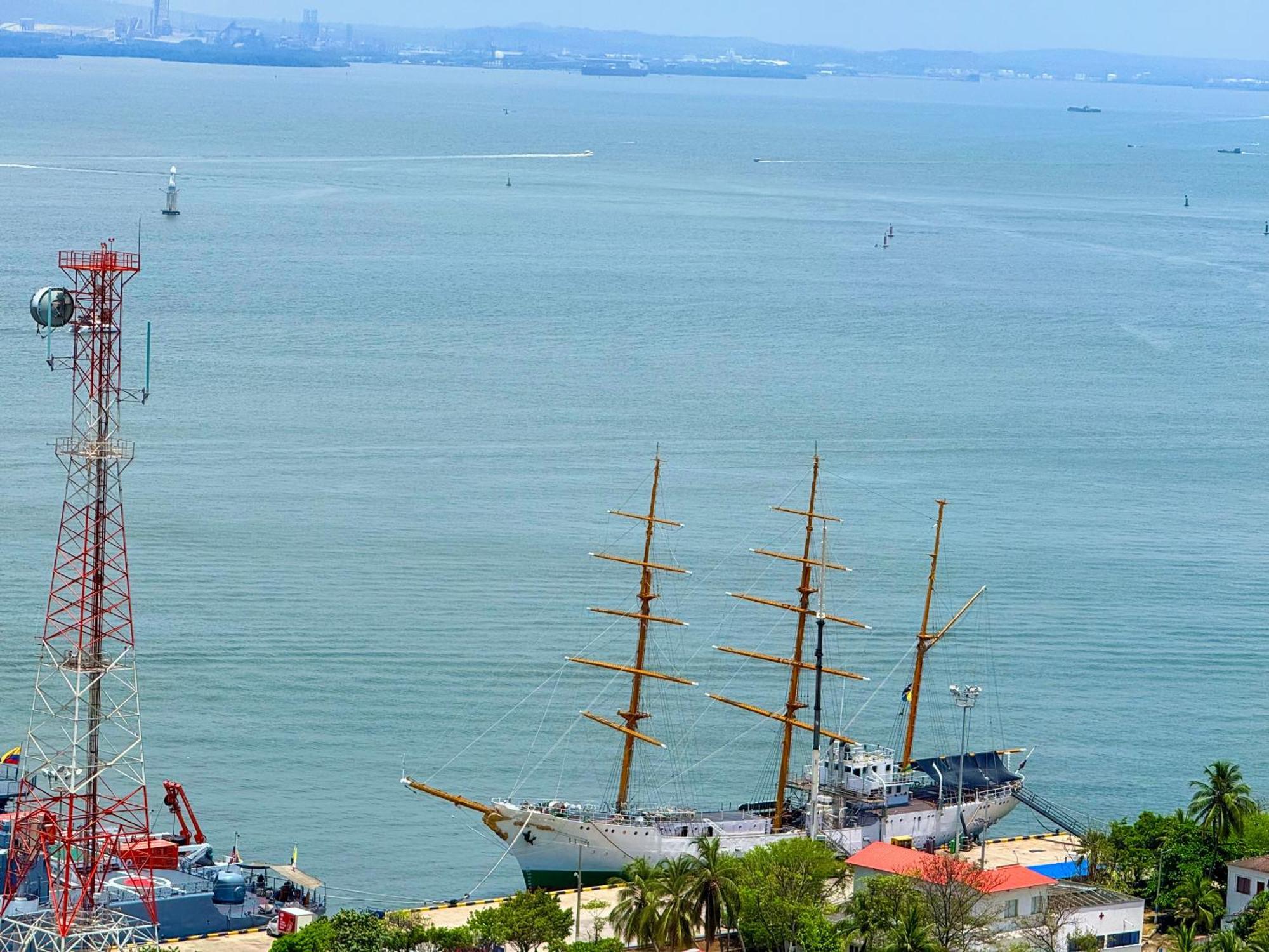 Apartment Moderno 1504 *